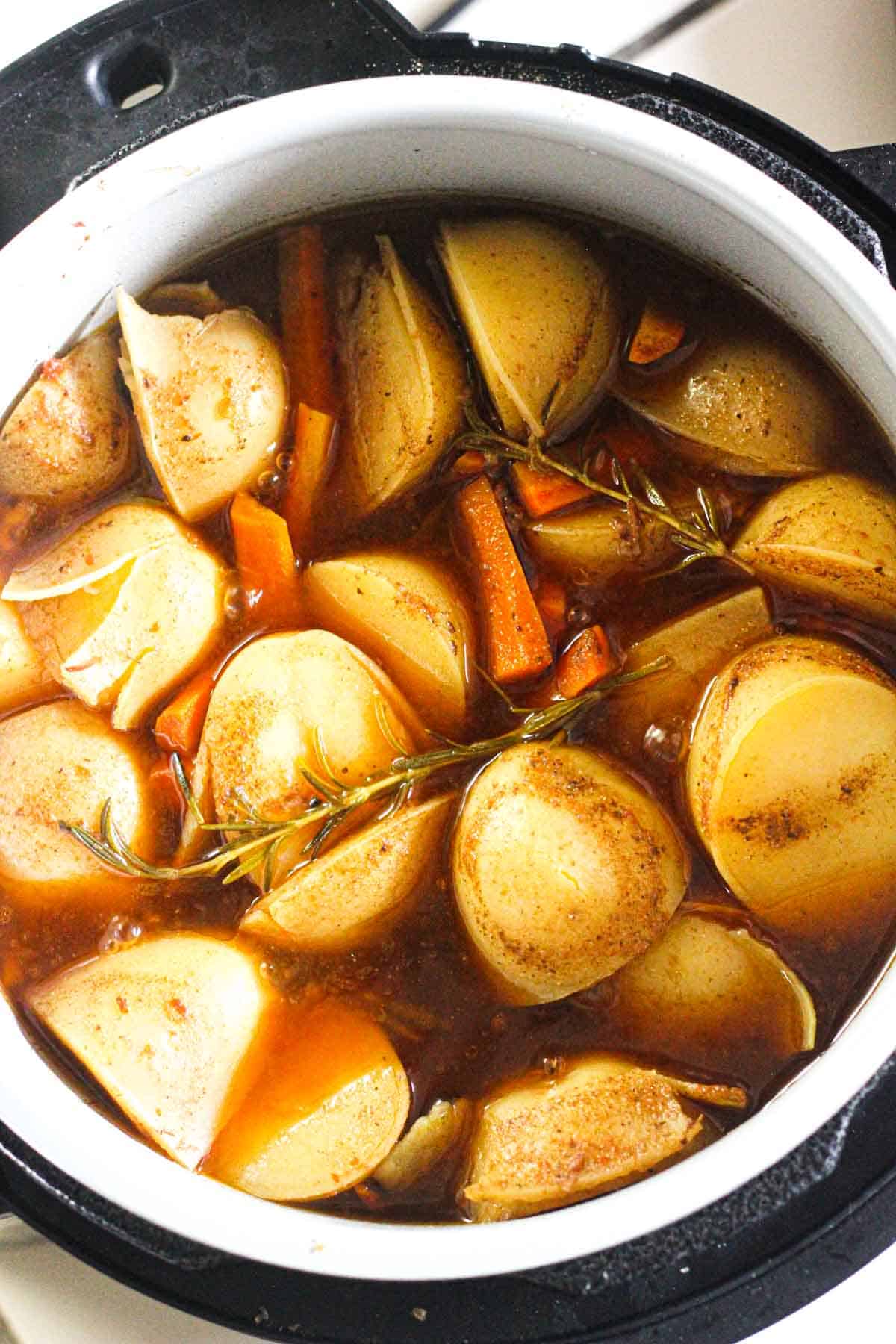 Chuck pot roast in Ninja Foodi pressure cooker The Top Meal