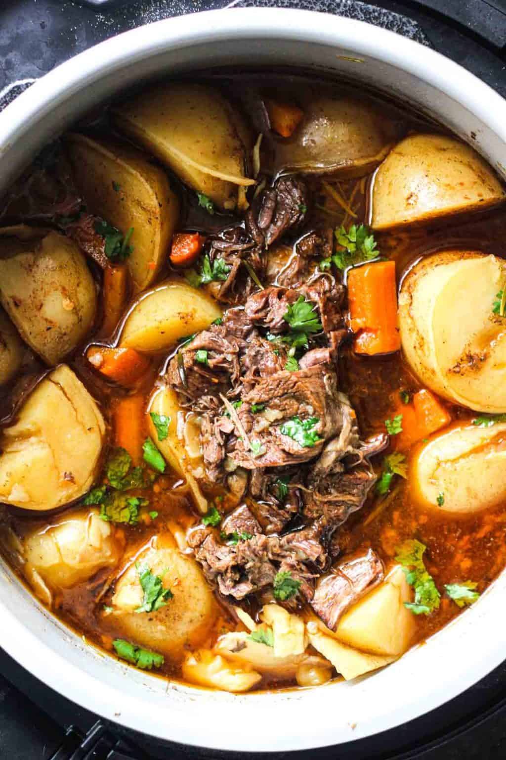 Chuck pot roast in Ninja Foodi pressure cooker The Top Meal