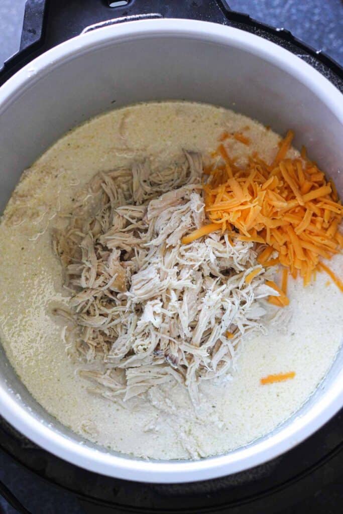 shredded chicken with cheddar cheese