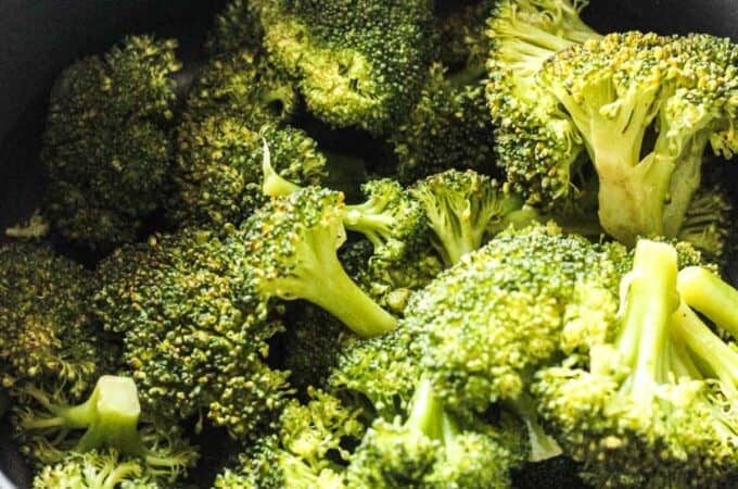 cooking broccoli in ninja foodi steamer basket