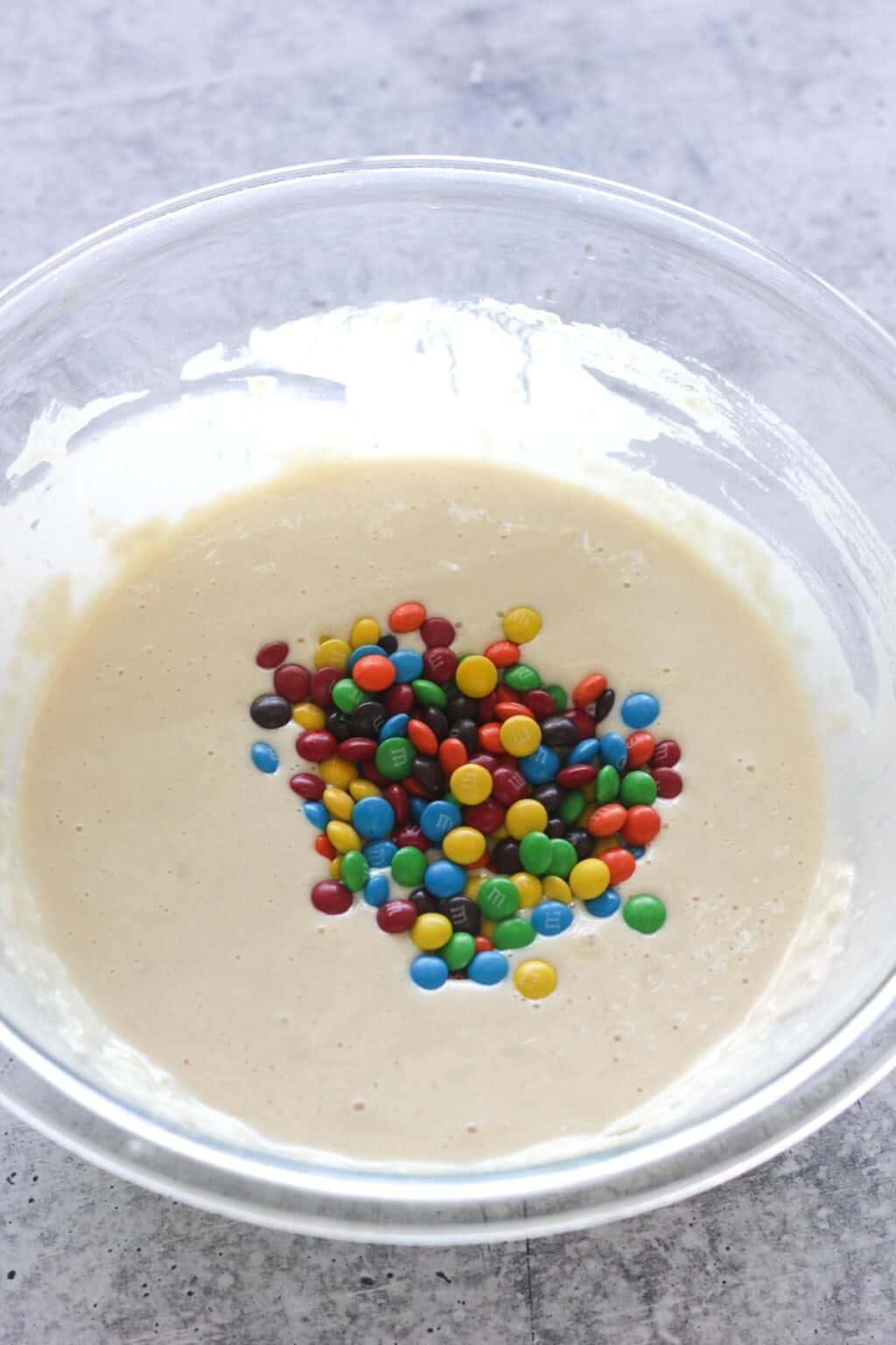 Super Easy M&amp;M Pancakes - The Top Meal