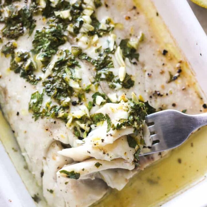 baked corvina fish with cilantro and garlic