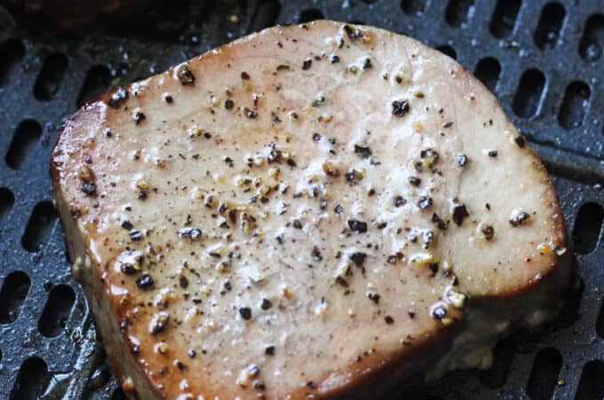 air fryer frozen tuna steaks with simple seasoming