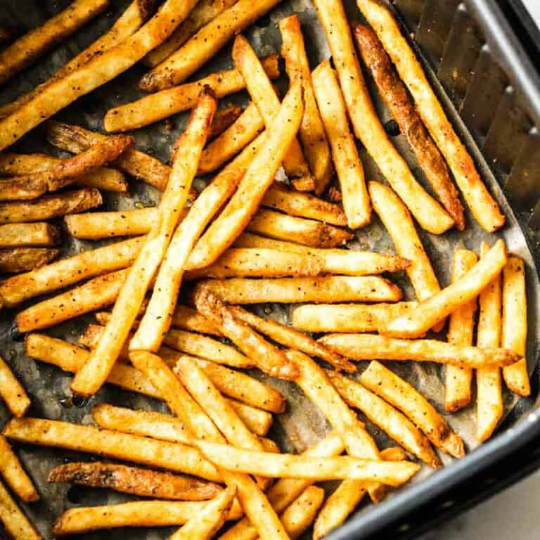 checkers frozen fries in air fryer top view