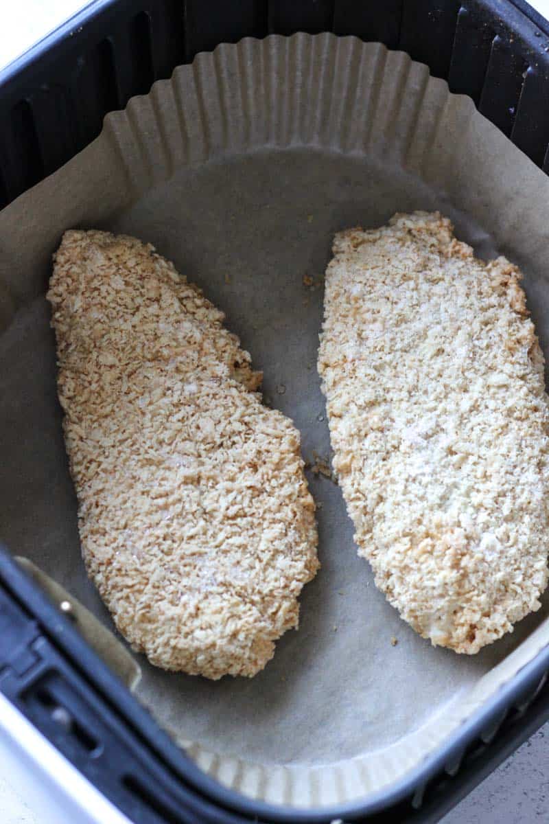 raw breaded fish fillets in air fryer
