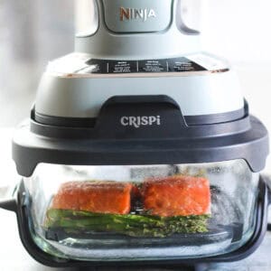 ninja crispi salmon with asparagus